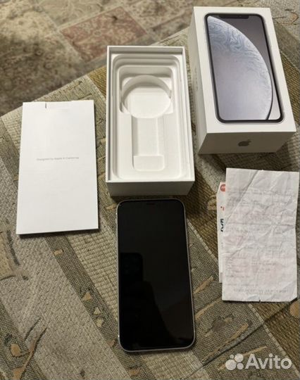 iPhone Xr, 64 ГБ