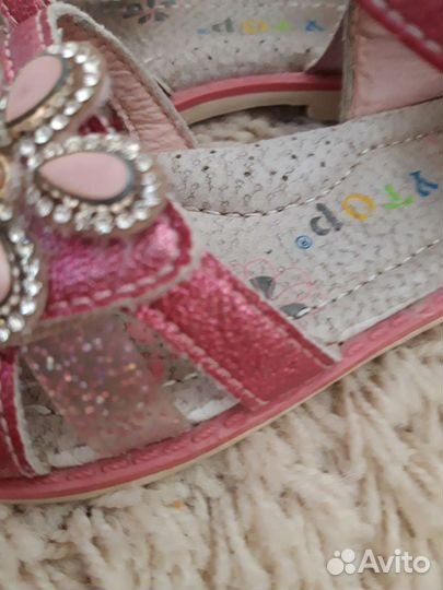 Босоножки детские для девочек