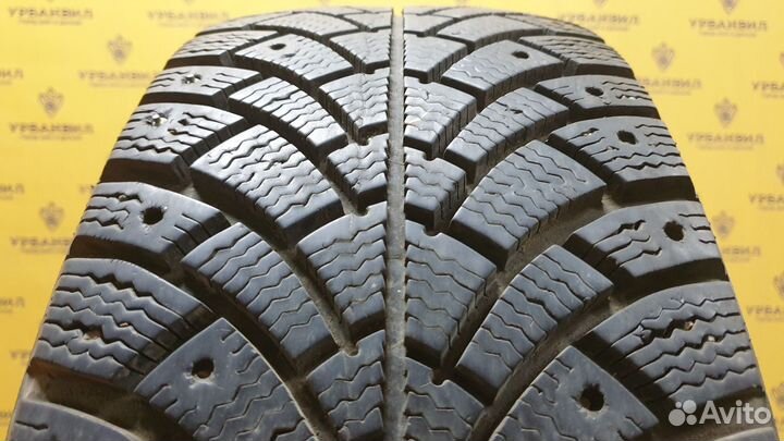 Bfgoodrich G-Force Stud 205/55 R16 94Q