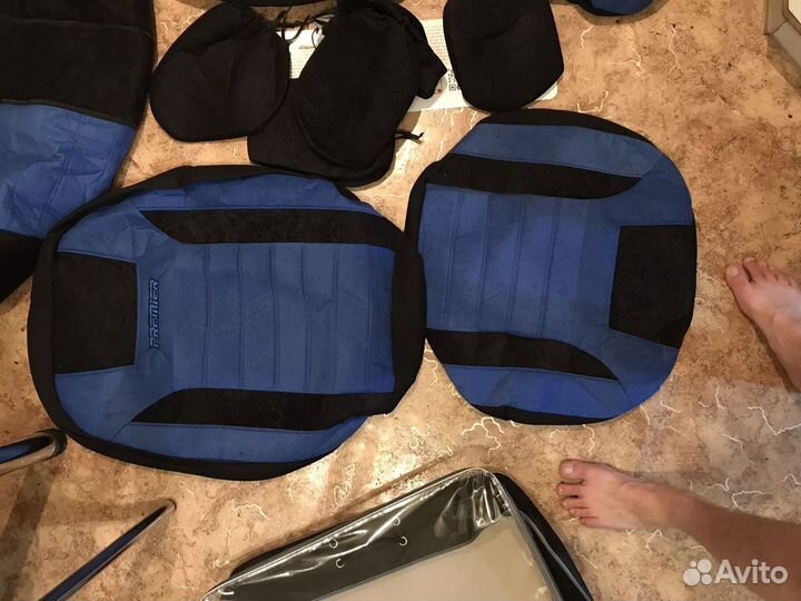 Автомобильные чехлы универсальные