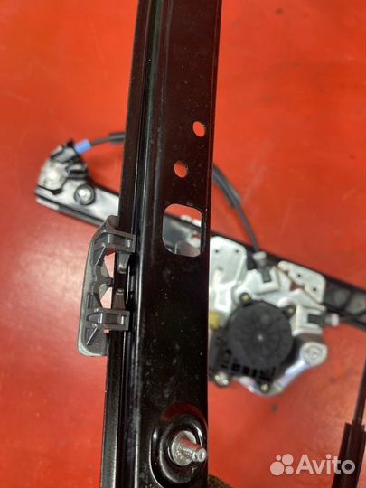 Стеклоподъемник левый Bmw X5 E53 M54B30 2003