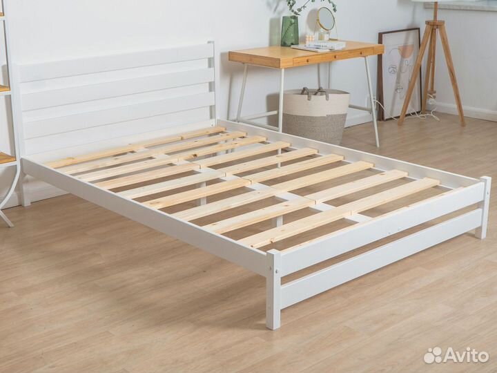 Кровать двуспальная