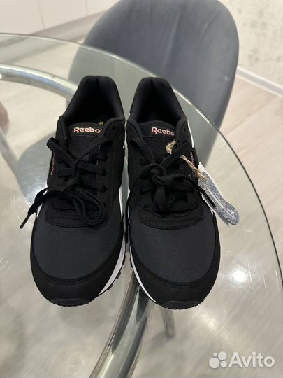 Кроссовки Reebok rewind RUN р. 39