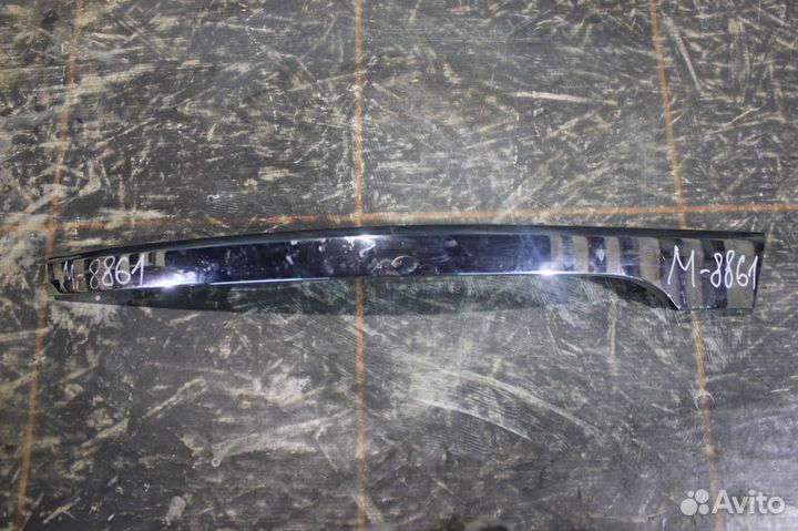 Молдинг бампера заднего правый-Volkswagen Touareg