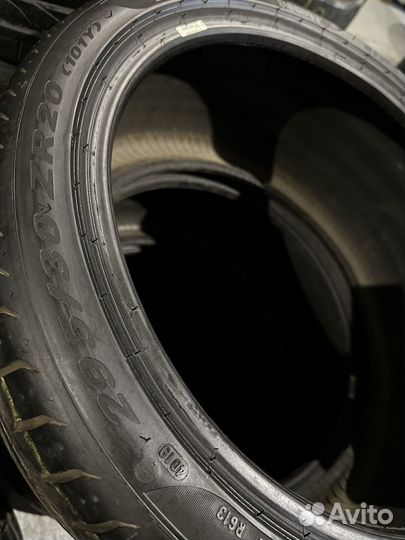 Pirelli P Zero 295/30 R20