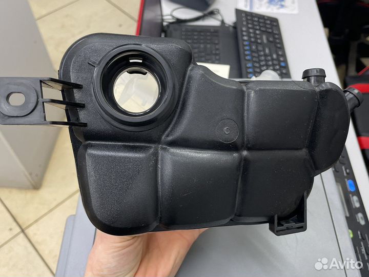 Расширительный бачок volvo