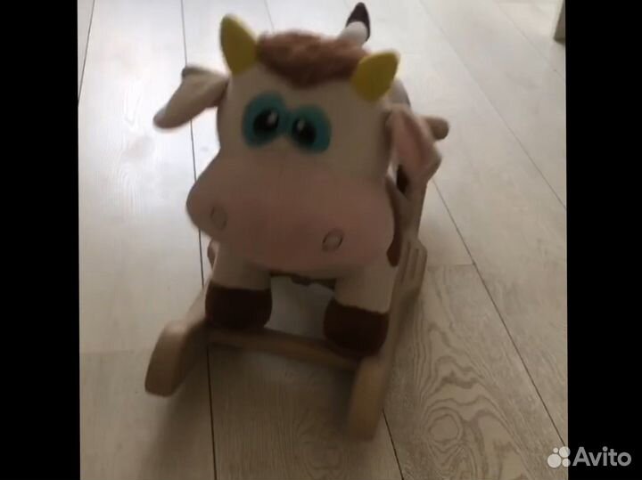 Детская игрушка качалка