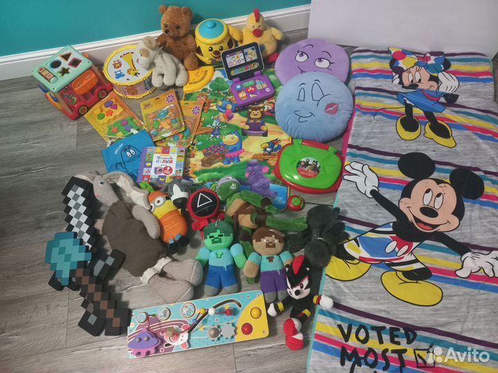 Музыкальные игрушки пакетом fisher price