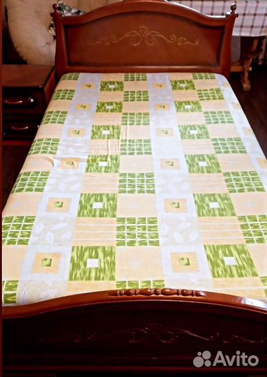 Тумба прикроватная бу и кровать