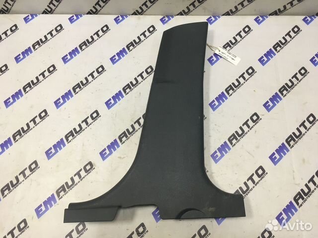 Накладка средней стойки правая нижняя Сузуки SX4