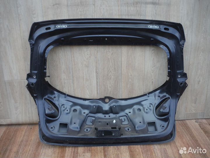 Крышка багажника Renault Megane 3 Х/Б 2016