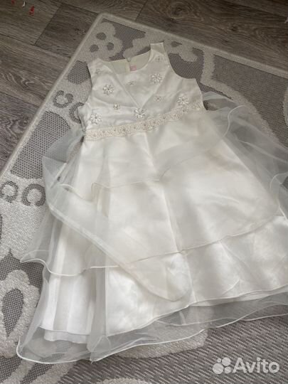 Платье праздничное для девочки
