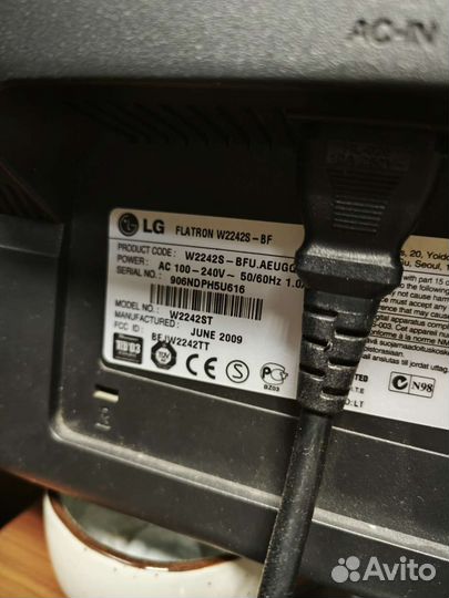 Монитор LG flatron w2242s