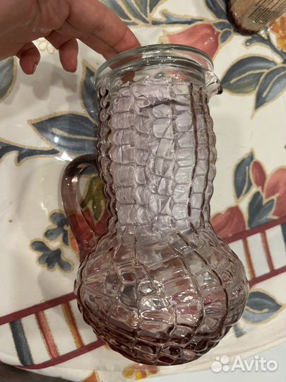 Гостинец, вещи, графин