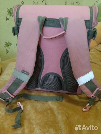 Школьный рюкзак grizzly