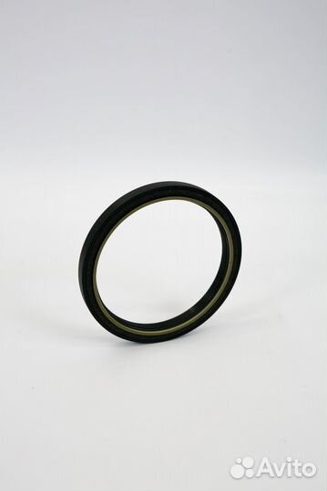 Задний сальник коленвала howo 115*140*14 мм Carruc