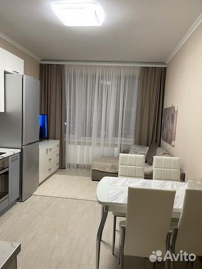 Холодильник Bosch KGN39V