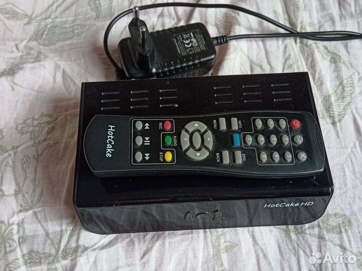 Спутниковый ресивер hotcake hd