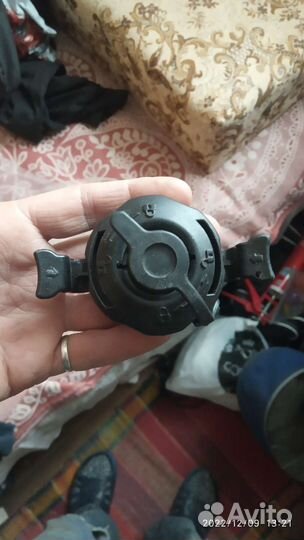 Клапан для надувного матраса