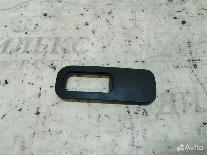 Накладка декоративная Audi A8 D3 4E 2004-2010