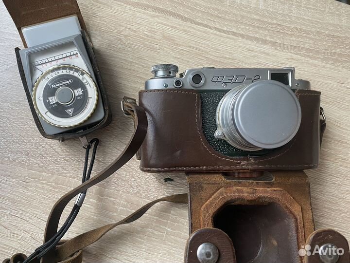 Фэд-2 и экспонометр Ленинград 4