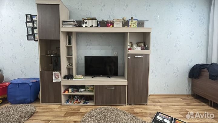 Стенка в гостиную бу