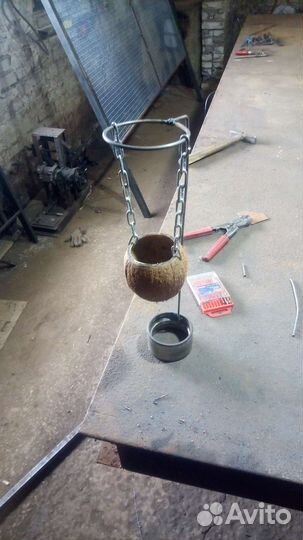 Кашпо для цветов подвесное