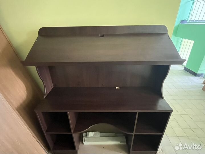 Музыкальный стол, стол для диджеинга, винила, dj