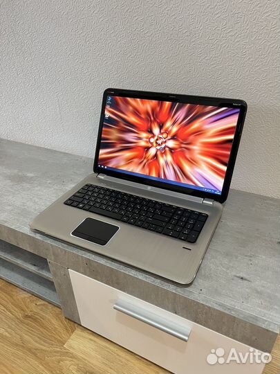 Мощный HP -17,3 -i7/8GB/SSD/500/R-6770