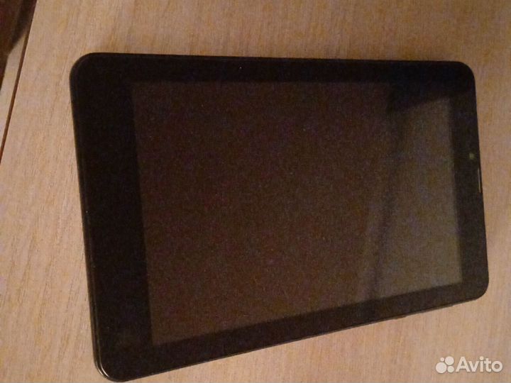 Планшет BQ 7021G