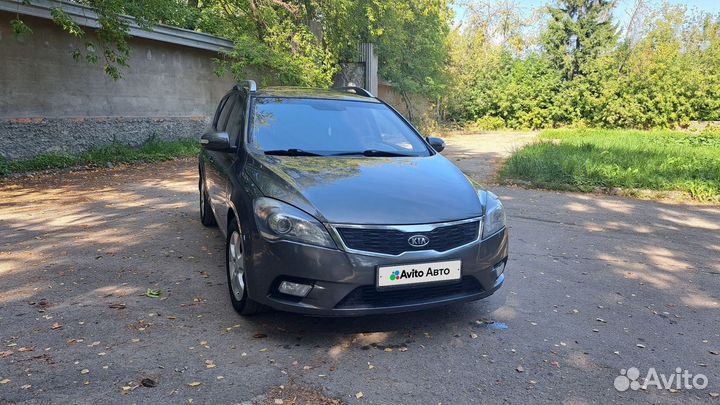 Kia Ceed 1.6 AT, 2011, 240 500 км