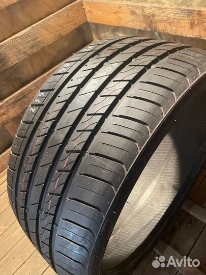 Grenlander L-Zeal56 255/30 R20