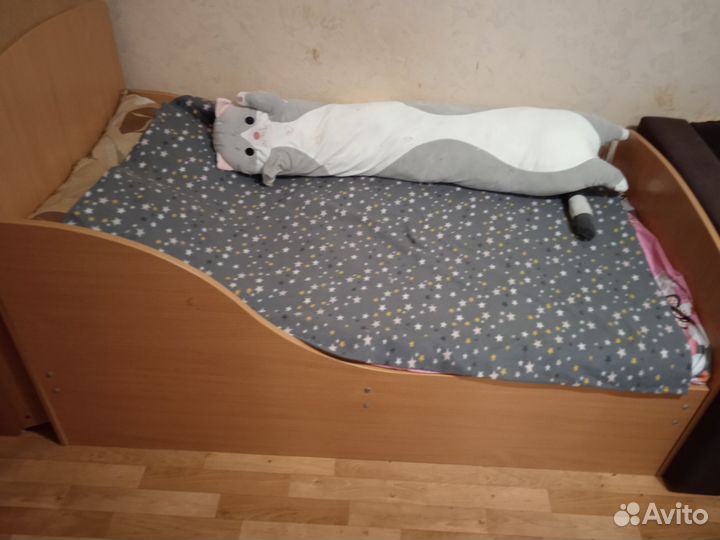 Детская кровать от 3 лет с матрасом бу