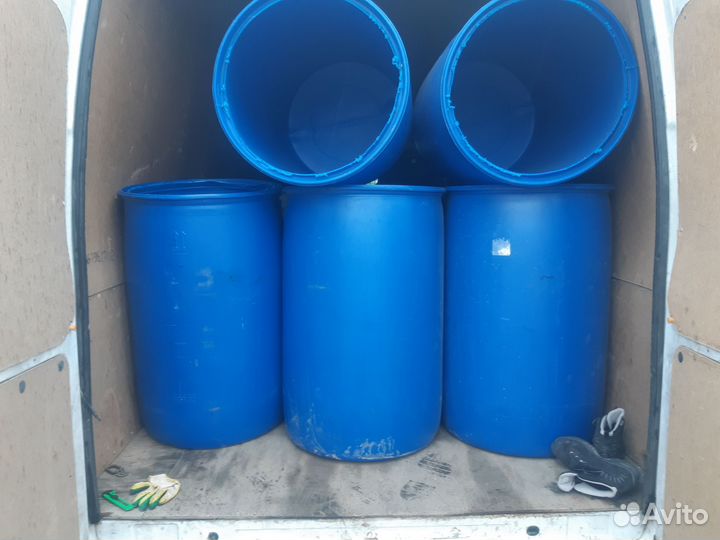 Пластиковые бочки на 227 л