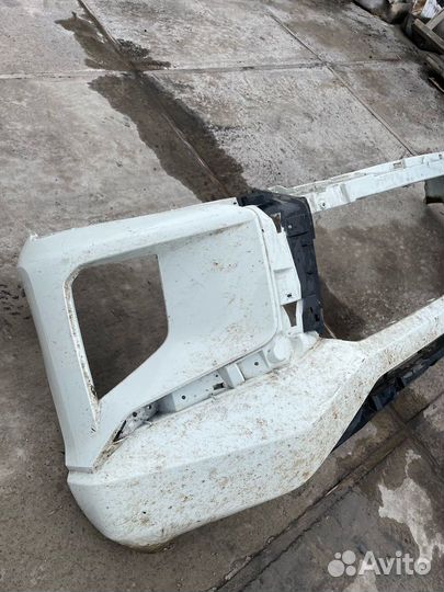 Передний бампер Mitsubishi L200 18-22гг