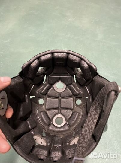 Хоккейный шлем