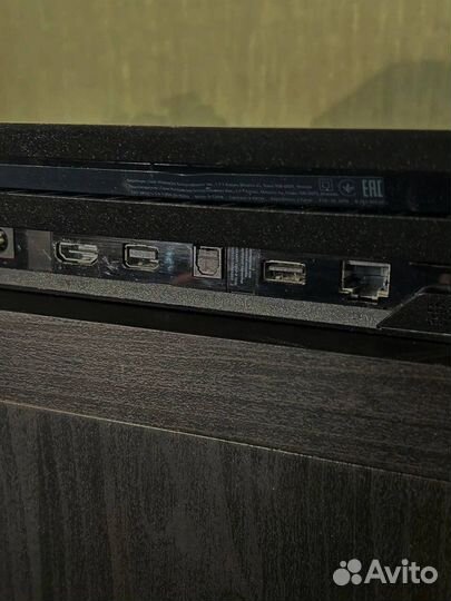 Sony PS4 pro 1tb + 50 игр