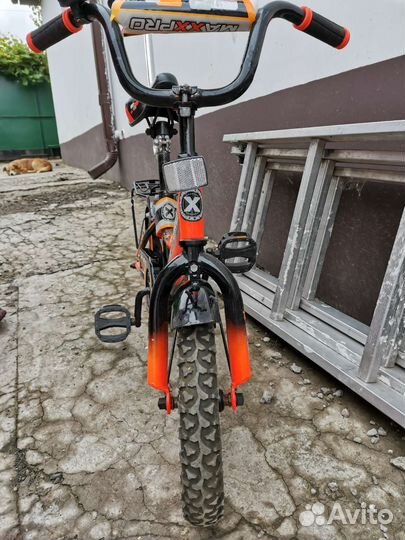 Детский велосипед с ручкой 12