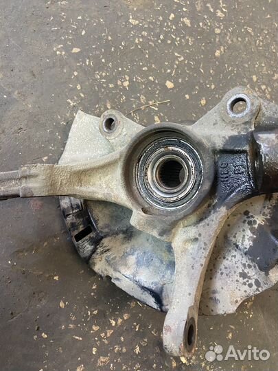 Поворотный кулак левый hyundai solaris1