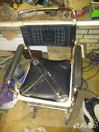 Кресло-каталка инвалидное