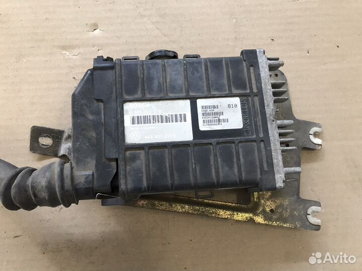 Блок управления двигателем VAG (3691)