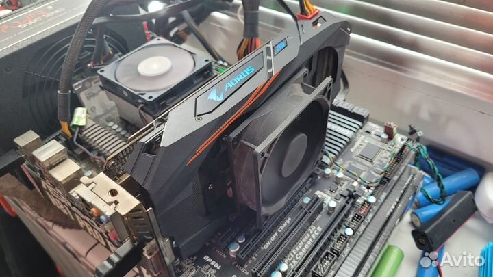 Gigabyte aorus radeon RX 580 8 Гб