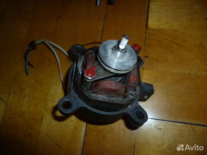 Эл. двигатель дкв-4-2-у4