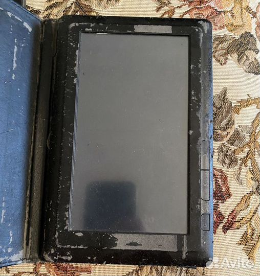 Телефон HTC и электронная книга Texet на запчасти