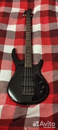 Epiphone embassy standard iv