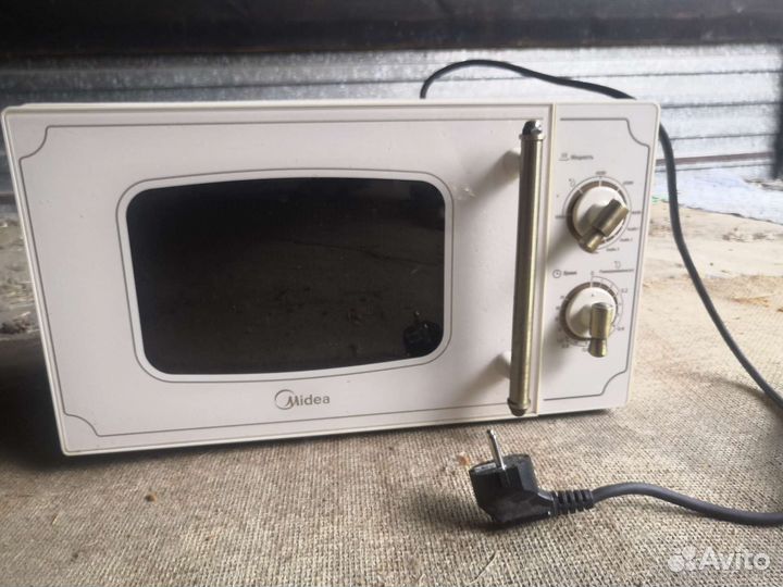 Микроволновая печь Midea
