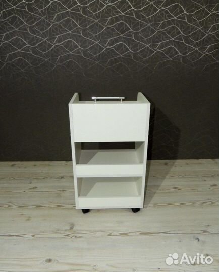 Стол тележка косметологическая тумбочка