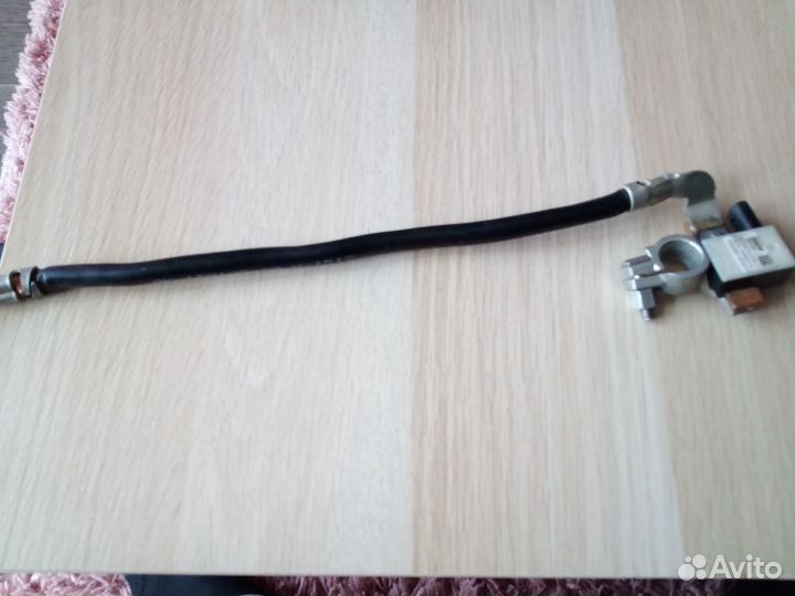 Минусовый провод аккумулятора бмв