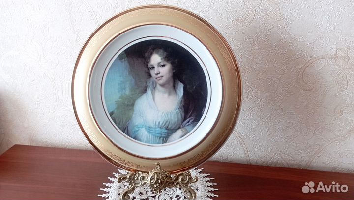 Продам настенную тарелку Дулево (лфз)