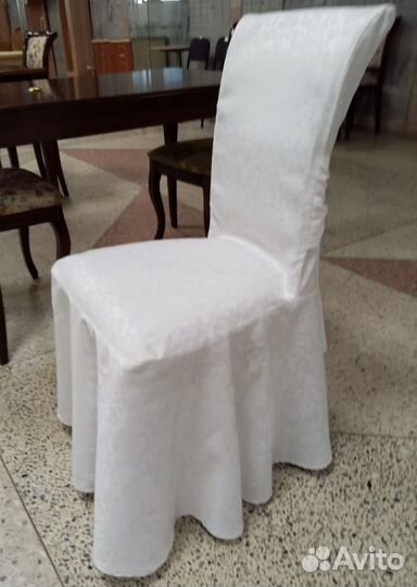 Чехол на стул праздничный